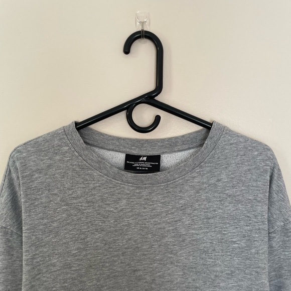 H&M Men’s Crewneck Sweatshirt Long Sleeve Gray XL - Picture 2 of 8